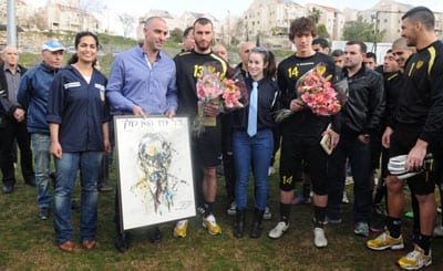 Beitar fans meet the players