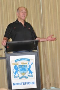 olmert-7 Ehud makes a point pic: Henry Benjamin