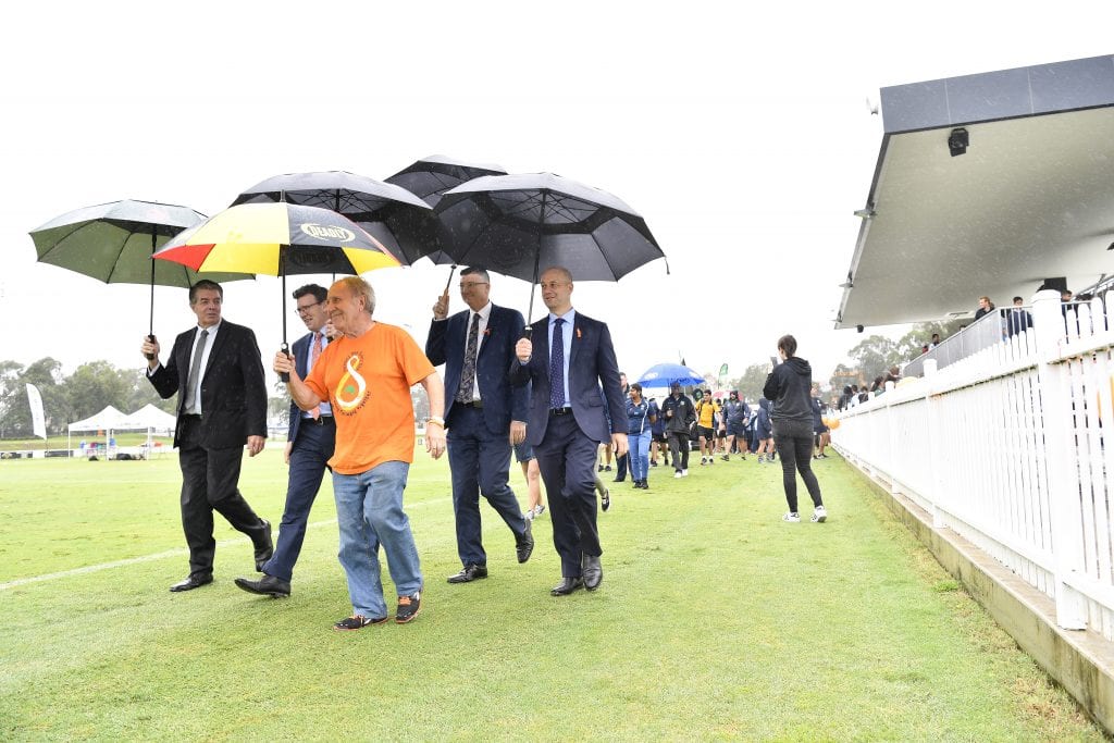 PHOTO – 2018 WENTWORTHVILLE HARMONY WALK IN THE RAIN – WITH Hon Ray Williams, The Hon Alan Tudge – Federal Minister, Todd Grrenberg – CEO NRL, Matk Taylor MP – Member for Seven Hills & Ernie Friedlander-1