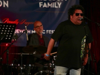 Shir Madness by Asaf Luft – Richard Clapton