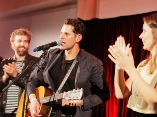 Shir Madness by David Mane – Shirmad’18 01283 Josh, Dave, Hannah