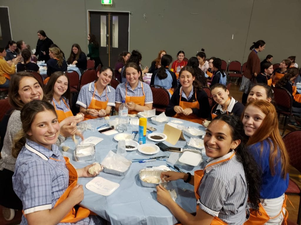 21e267d8-cd12-4ec5-ad6b-ef06707f64fa