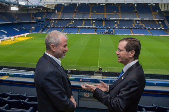 President Isaac Herzog and First Lady attend 49 Flames exhibition at Chelsea FC’s stadium, Stamford Bridge Kobi Gideon (GPO)