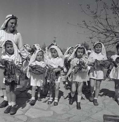 1953 Hadassim kindergarden