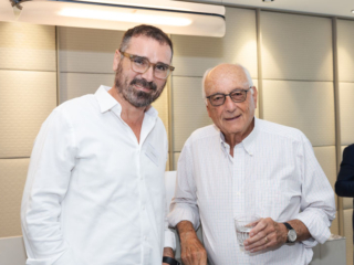 Mendy Moss, Robert Gavshon AM