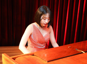 Winner of the Arthur Rubinstein Musical Society visits Australia