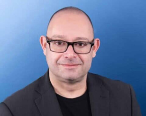 A Jewish antisemite returns to the scene