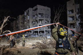 Paramedics treat nearly 100 people after Iranian missile hits Arad in southern Israel