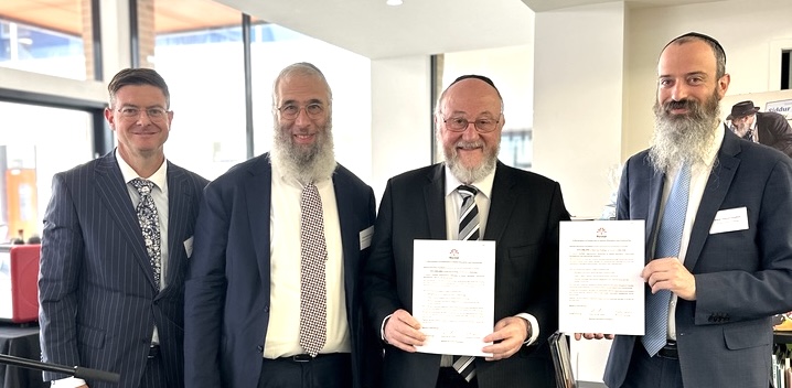 $12m boost for Jewish education announced during Chief Rabbi Mirvis’ visit