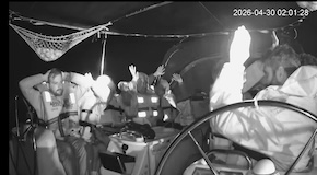 Israeli navy intercepts Gaza-bound flotilla