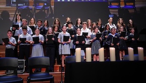 ‘From the depths’: Melbourne community gathers for Yom Hashoah commemoration