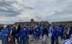 Amid rising Jew-hatred, thousands march at Auschwitz on Holocaust memorial day