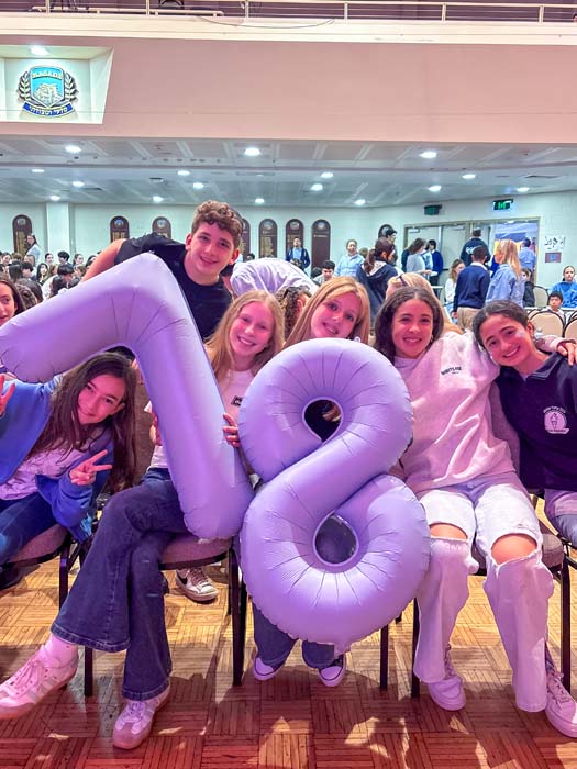 Children at Masada College in Sydney celebrate Yom Haatzma'ut