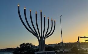 Community to gather in Bondi to mark six months since tragedy
