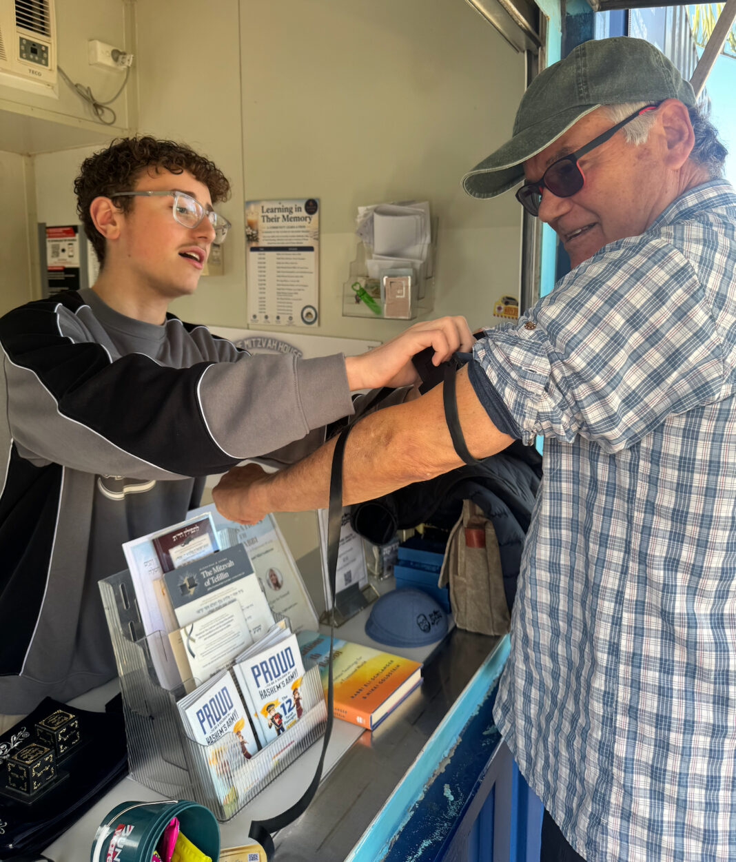 Rami Sherman with Bondi survivor Avishai Kessel