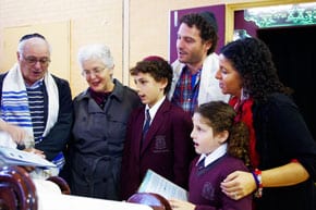 The Doobov/Oshlack family celebrating their Aliyah