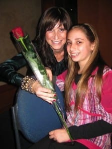 Mushka Chanie Wolf2009 Mother & Daughter Dinner 219 Mushka Wolf with mother Chanie