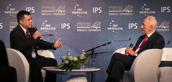 Ben Caspit interviews Shimon Peres