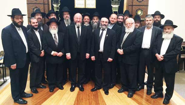 RCV-meets-with--610Chief-Rabbi-Mirvis