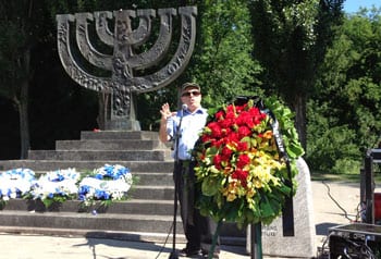 Nathan Sharansky at the memorial