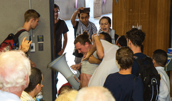 Protestors Photo: David Sokol/J-Wire