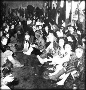 Prisoners cannot lie down