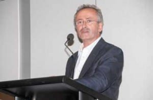 Andrew Denton