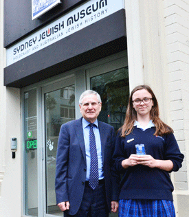 20,000th visitor - CEO Norman Seligman and Hannah Emily Jones